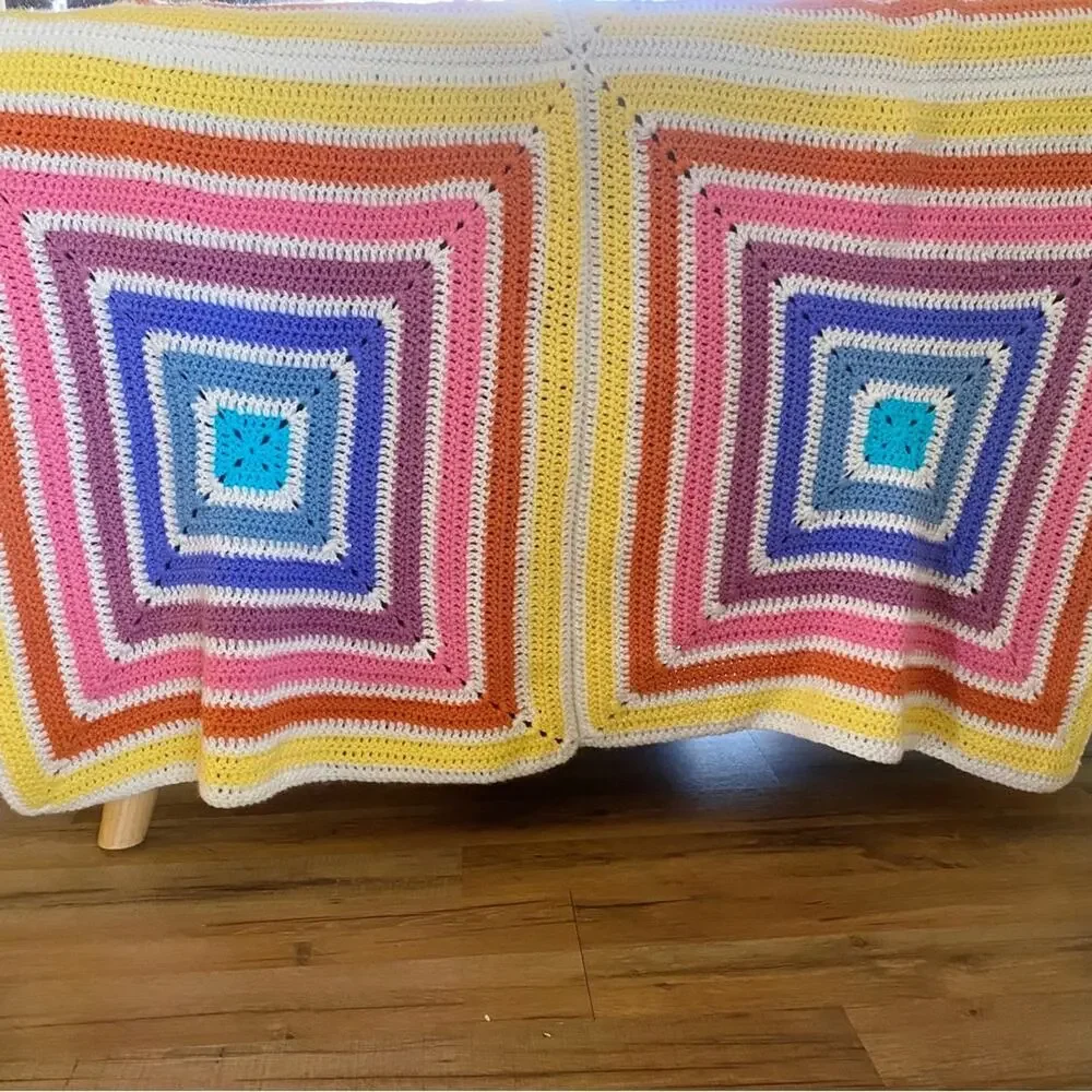 Hand knit centaur mandala multi color rainbow granny square afghan throw blanket